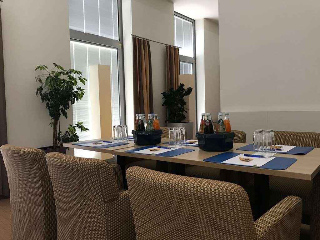 Livenwork Hotel & Coworking Gvz Ingolstadt Facilidades foto